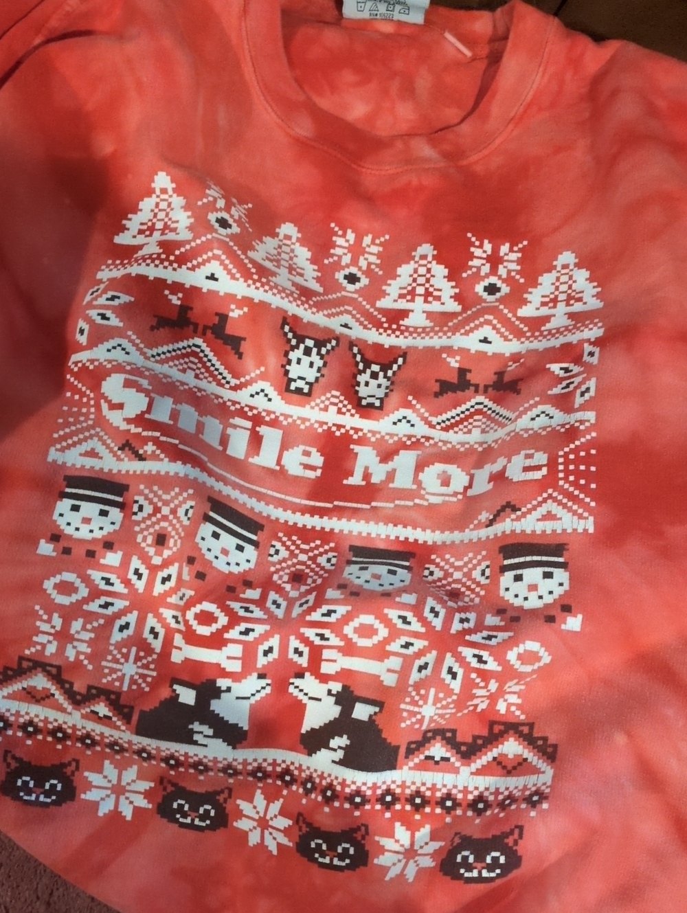 Tie dyed oversized Christmas sweatshirt. XL (Free With $50 Purchase)